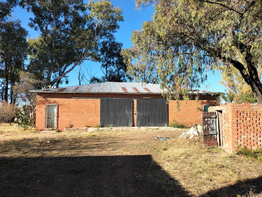 4 Bedroom Property for Sale in Edenburg Rural Free State